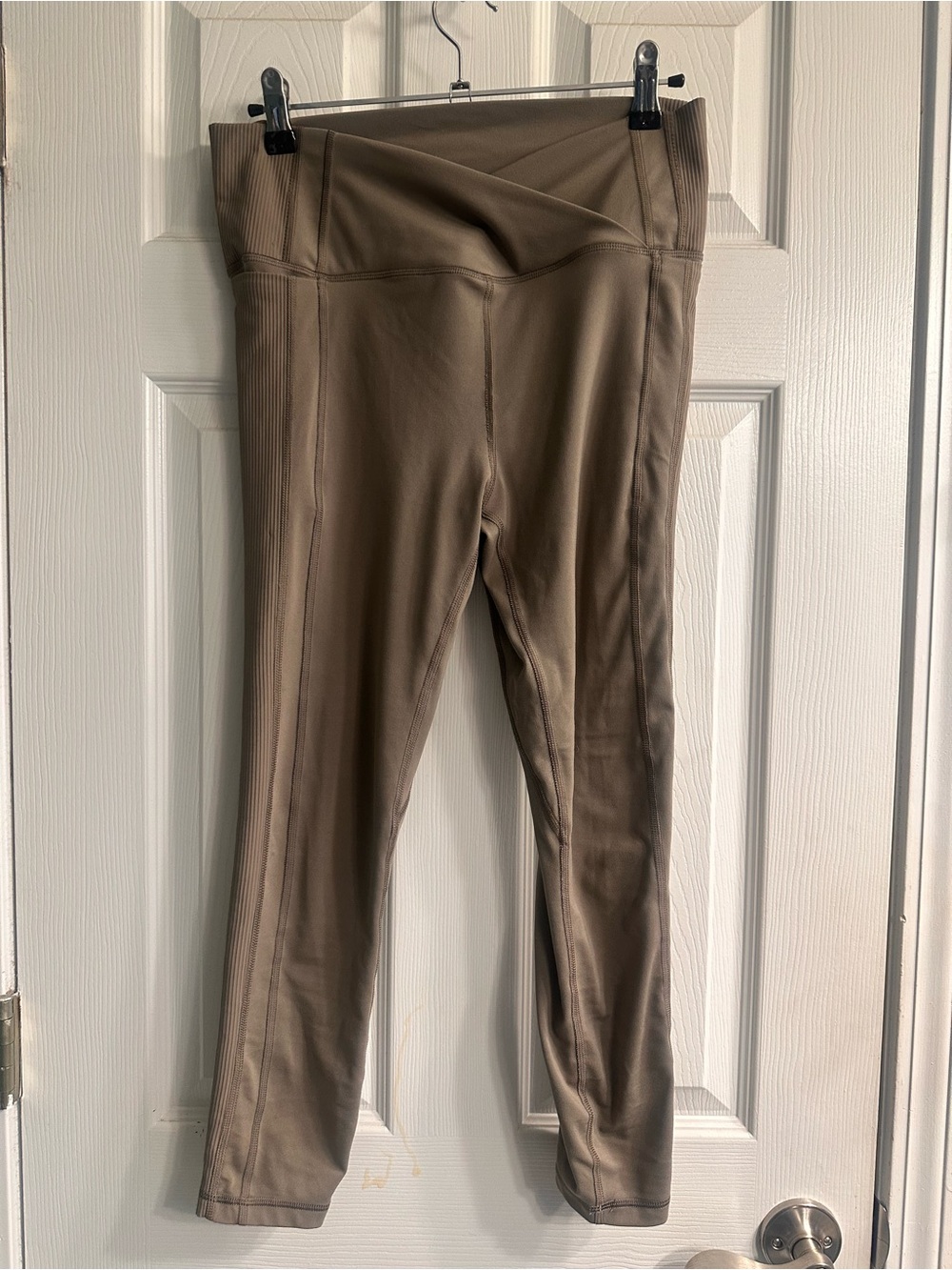 Under Armour Olive Green Leggings - M